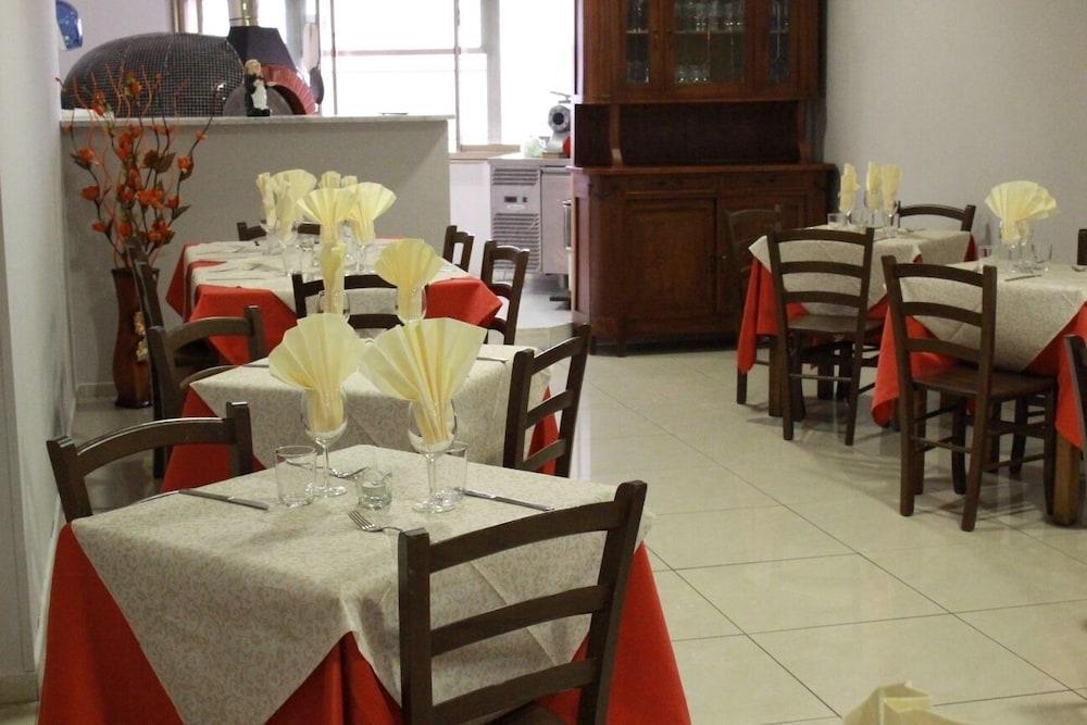 Hotel Nettuno 蒙特卡蒂尼泰尔梅 外观 照片