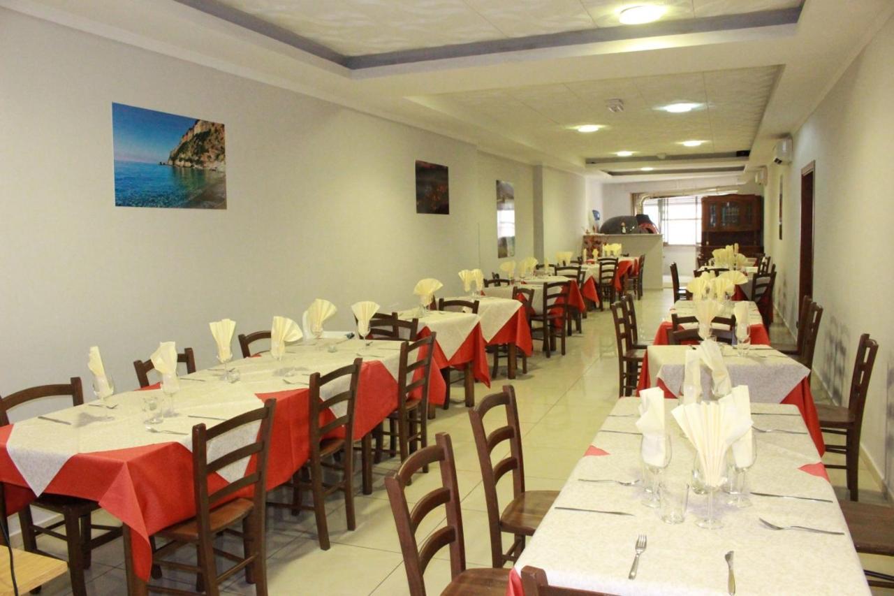 Hotel Nettuno 蒙特卡蒂尼泰尔梅 外观 照片