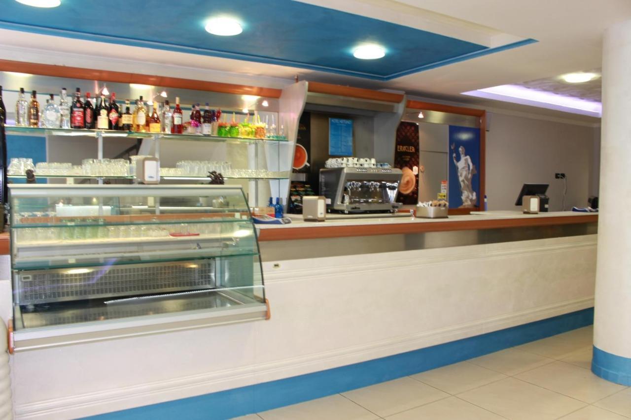 Hotel Nettuno 蒙特卡蒂尼泰尔梅 外观 照片