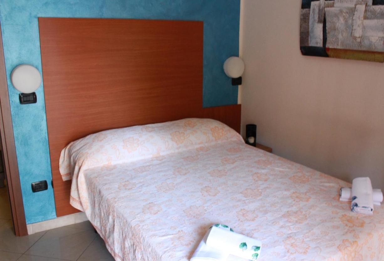Hotel Nettuno 蒙特卡蒂尼泰尔梅 外观 照片